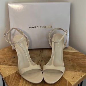 MARC FISHER Light 💡 Natural Toria Sandal with block heel size 10M I wore ONCE